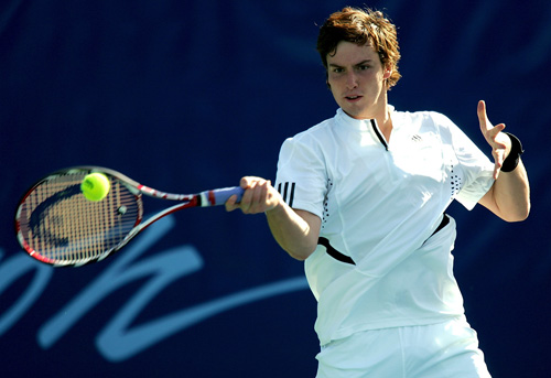 更在潜移默 更在潜移默